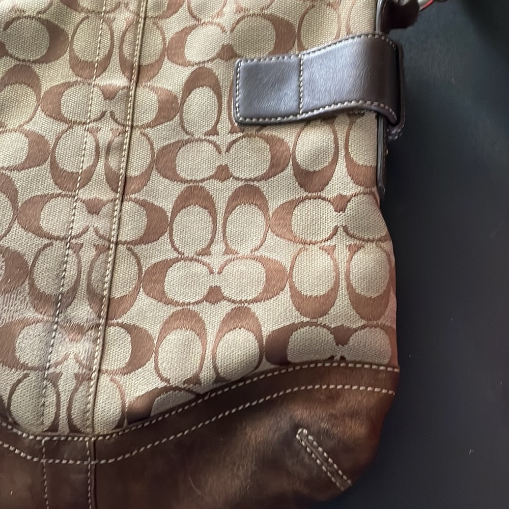 Coach purse - Picture 4 of 12